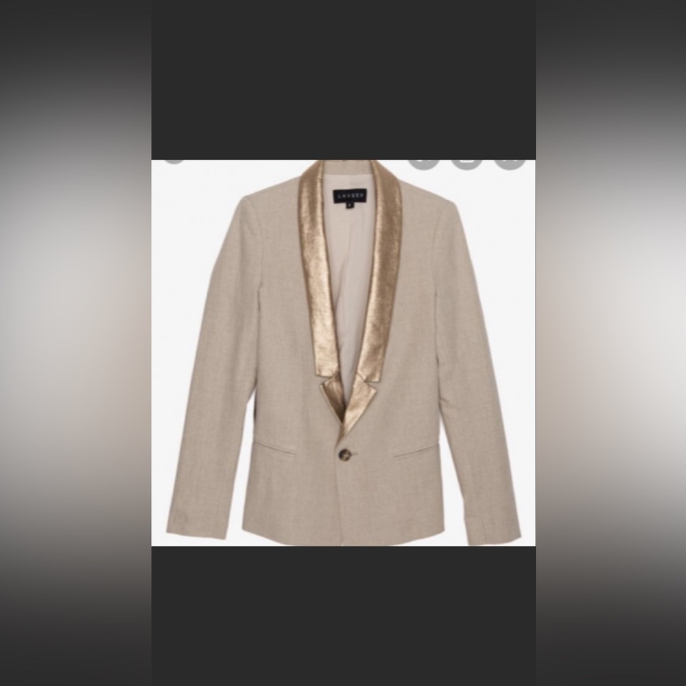 LAVEER • Metallic Gold Lapel Blazer